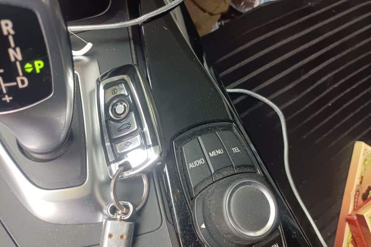 Used BMW 3 Series 2017 320Li Fashion Model
