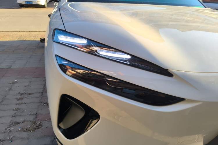 Used BYD Sealion 06 New Energy 2025 Model EV 605 Navigation Pro Edition Right Front Headlight