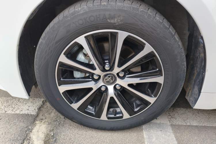 Used Toyota Levin 2023 Smart Electric Hybrid Dual-Engine 1.8L Luxury Edition
