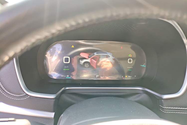 Used Roewe RX5 New Energy 2017 eRX5 50T Hybrid Connected Prestige Flagship Edition
