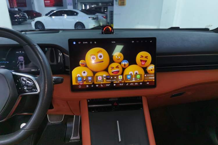 Used Hima AITO M7 2024 1.5T Intelligent Drive Rear-Drive Ultra Version 5 Seats Audio And AC Panel