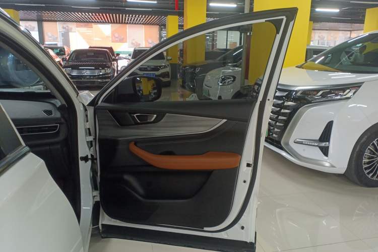 Used Chery Tiggo 8 PLUS 2021 290TGDI DCT Luxury Edition