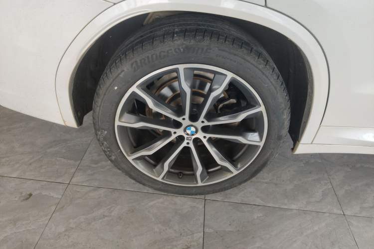 Used BMW X3 2022 xDrive30i Luxury Model M Night Sky Package Right Rear Wheel Hub