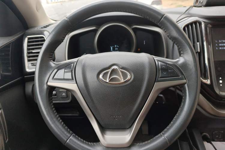 Used CHANGAN OSHAN CX70 2016 1.6L Manual Luxury Model Steering Wheel