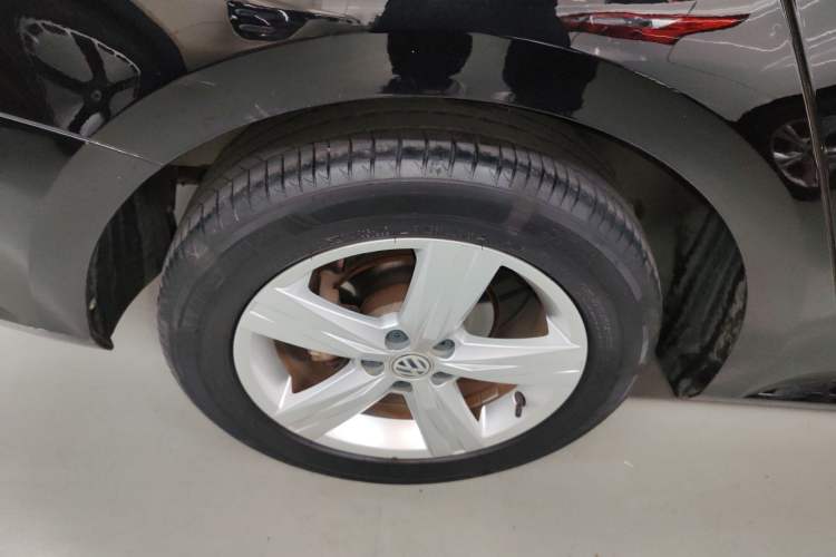 Used Volkswagen Lavida 2017 1.6L Automatic Fashion Edition
