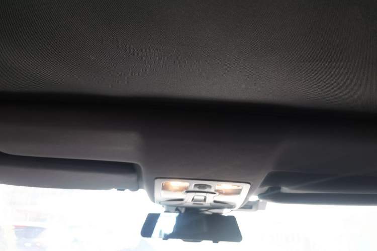 Used Land X7 2018 Geely Jingyue 1.5T Panoramic Luxury Model Headliner