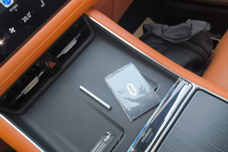 Used Hima AITO M5 2025 Extended-Range Ultra Rear-Wheel-Drive Version Vehicle Key