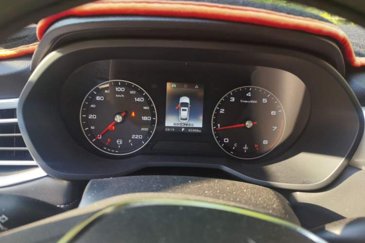 Used Roewe i5 2019 1.5L Automatic 4G Connected Langhao Edition Instrument Cluster