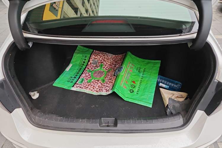 Used Honda Civic 2023 240TURBO CVT Dynamic Edition Trunk