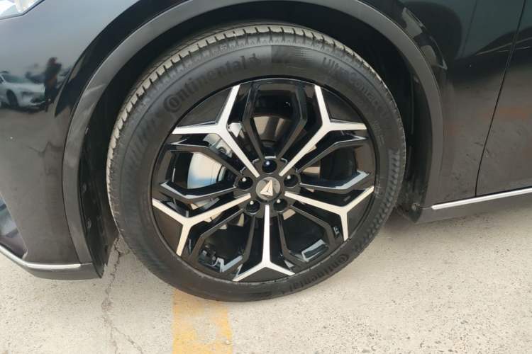 Used Deepal SL03 2023 200Max Range-Extended Version Left Front Wheel Hub