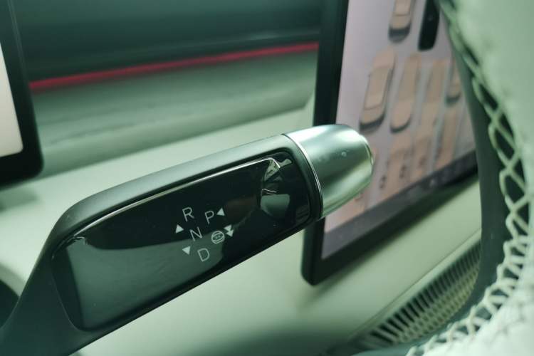 Used XPeng X9 2024 702 Ultra-Long Range Max