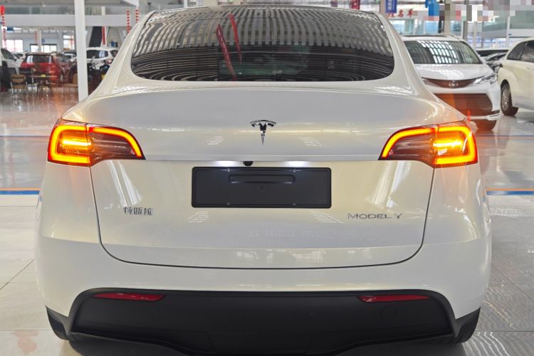 Used Tesla Model Y 2024 Rear-Wheel-Drive Version Rear
