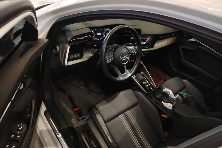 Used Audi A3 2022 Sportback 35 TFSI Fashionable Sports Model Driver Seat