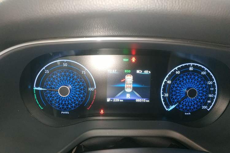 Used Hongqi E-QM5 2022 431 km Charge & Enjoy Edition