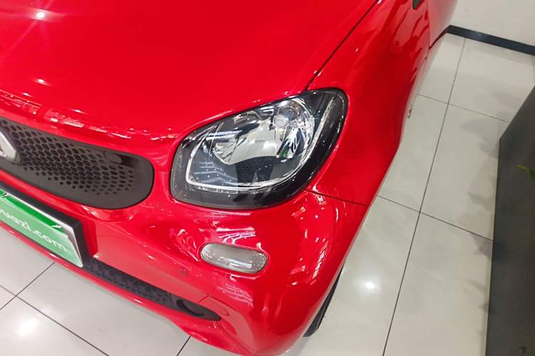 Used smart fortwo 2018 1.0L 52kW Hardtop Dynamic Version China V
