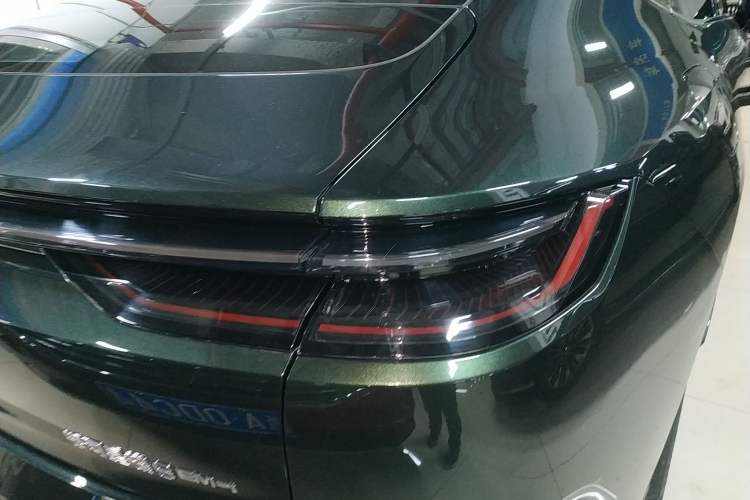 Used Geely Galaxy 8 2025 130km EM-i Deluxe Edition
