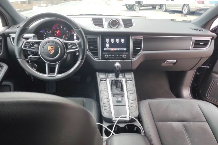 Used Porsche Macan 2017 Macan 2.0T Center Console