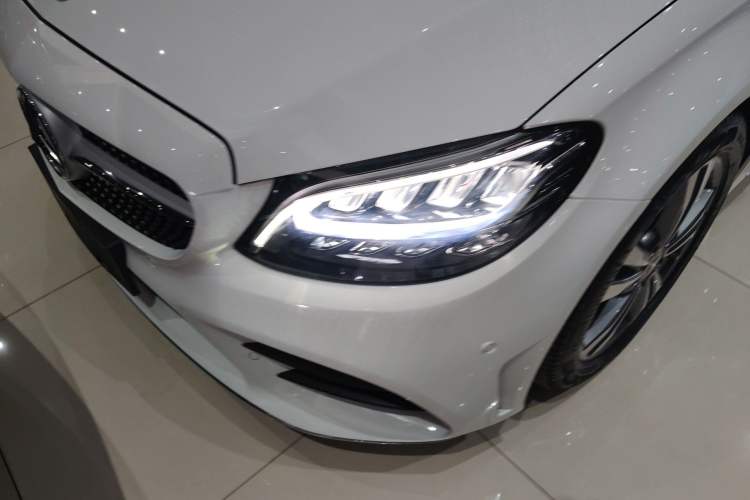 Used Mercedes-Benz C-Class 2021 C 200 L Fashion Edition Sport Version Left Front Headlight