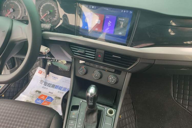 Used Volkswagen Bora 2020 1.5L Automatic Fashion Edition Audio And AC Panel