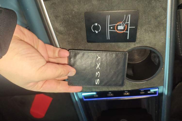 Used Tesla Model 3 2022 Rear-Wheel-Drive Version