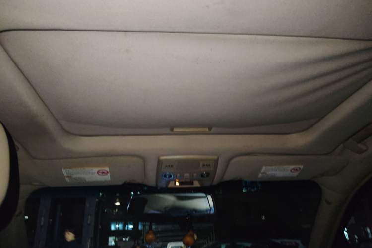 Used Cadillac SLS Seville 2010 3.0L Elite Edition