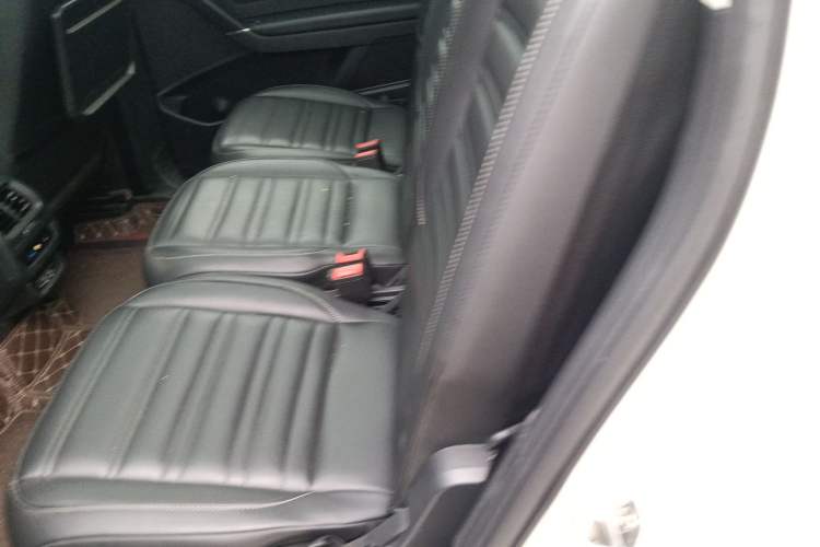 Used Volkswagen Touran 2018 Volkswagen Touran L 280TSI DSG Comfort Edition 7 Seats China V Emission Standard