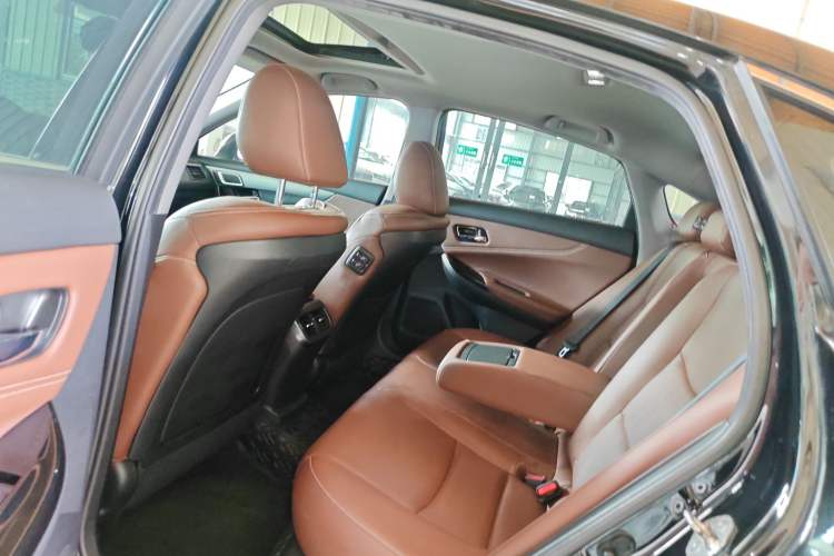 Used Honda Spirior 2017 Hybrid 2.0L Pure Drive Edition
