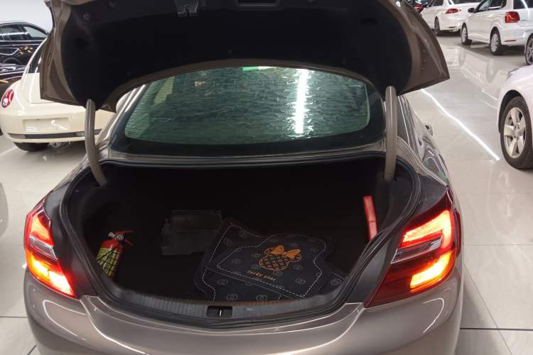 Used Buick Regal 2014 1.6T Fashionable Tech Edition