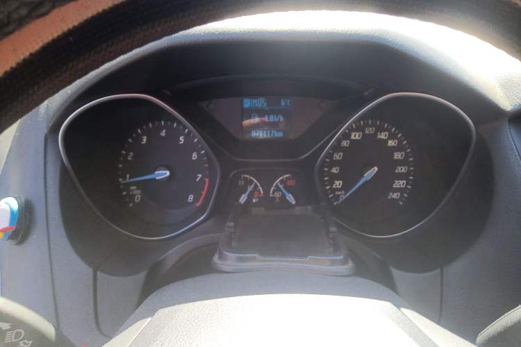 Used Ford Focus 2012 Sedan 1.6L Automatic Fashion Edition