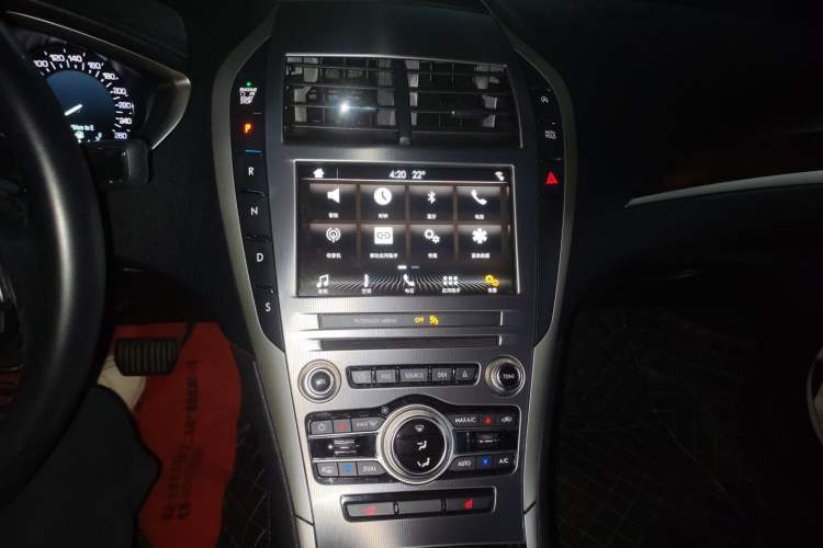 Used Lincoln MKZ 2018 2.0T Premium Edition
