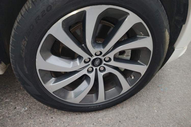 Used Land Rover Discovery Sport 2020 249 PS R-Dynamic Performance Edition