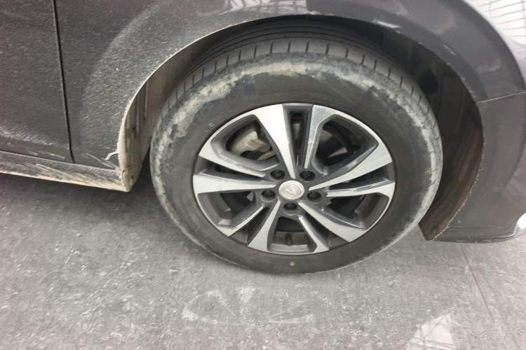 Used CHANGAN Eado 2023 Changan Edition PLUS Blue Whale NE 1.4T GDI DCT Prestige Version Right Rear Wheel Hub