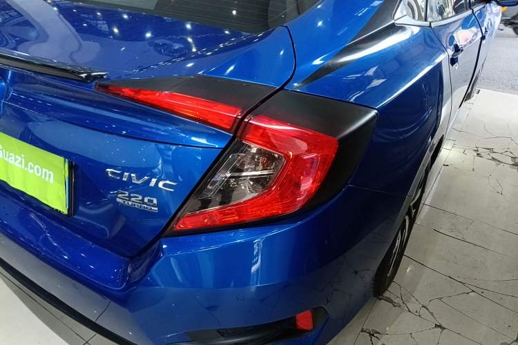 Used Honda Civic 2016 220TURBO CVT Luxury Edition