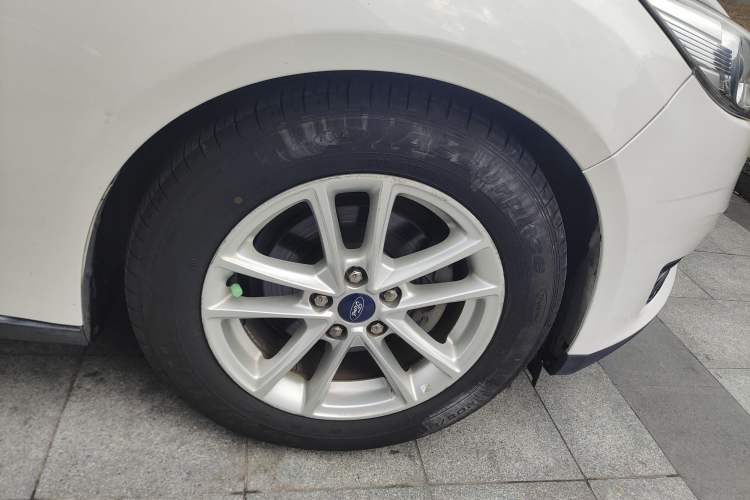 Used Ford Focus 2015 Hatchback EcoBoost 180 Automatic Elite Model