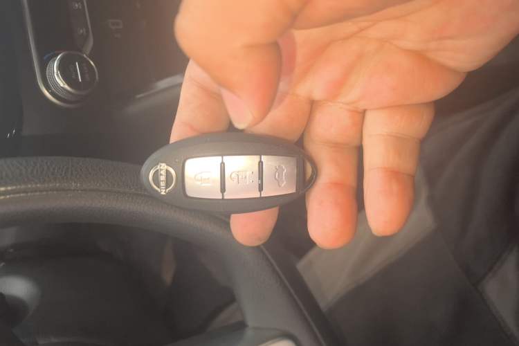 Used Nissan Sylphy 2022 All-Electric e-POWER Version with Large Display Vehicle Key