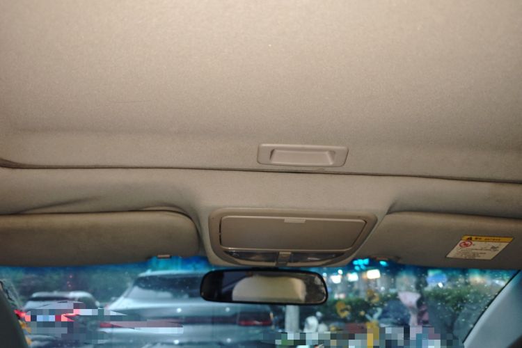 Used Geely Auto Emgrand 2014 Sedan 1.3T CVT Prestige Model Headliner