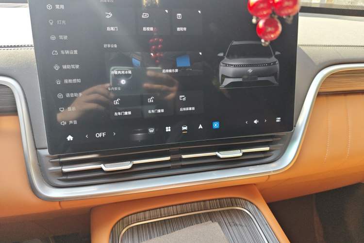 Used Dongfeng eπ eπ008 2025 636Max All-Electric 5-Seater