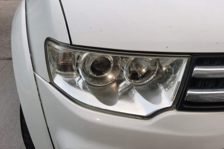 Used Mitsubishi Pajero Sport 2013 3.0L Automatic Two-Wheel Drive Luxury Edition
