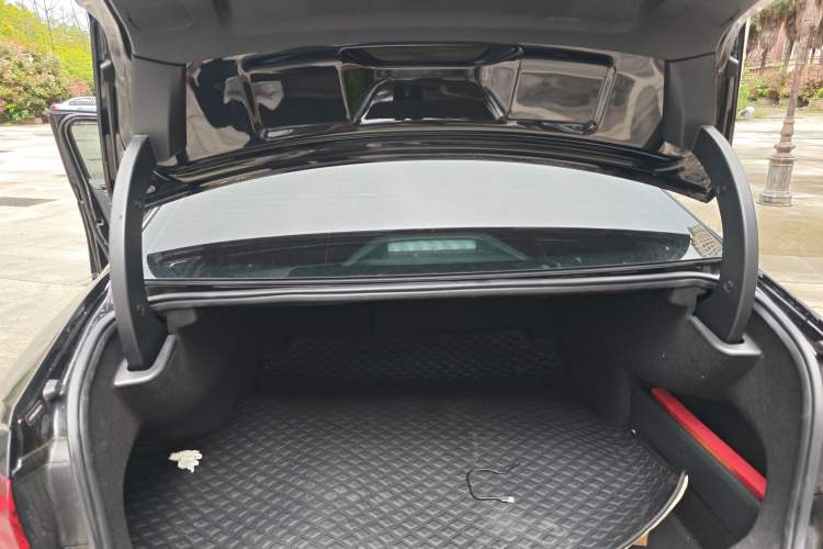 Used Volkswagen Passat 2025 Outstanding Model 330TSI Starry Elite Edition Trunk