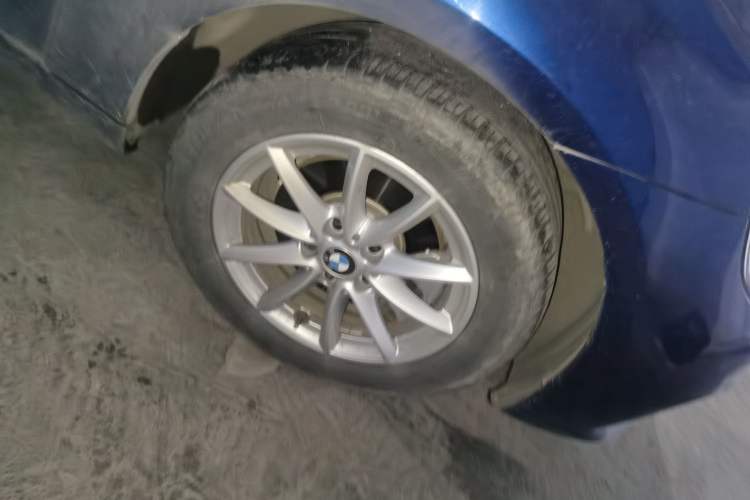 Used BMW 2 Series Active Tourer 2016 218i Fashion Model Right Front Wheel Hub