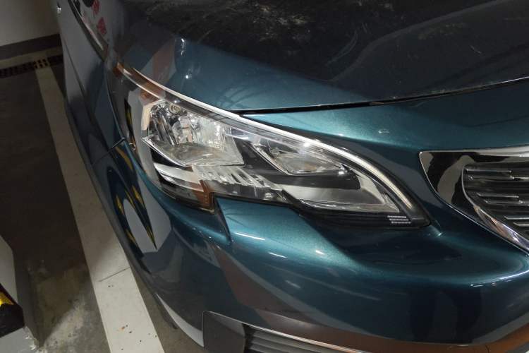 Used Peugeot 5008 2017 380THP 7-Seater Elite Edition
