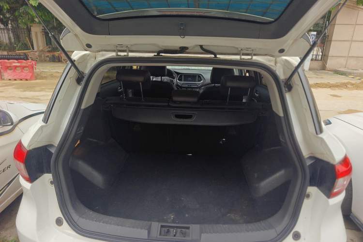 Used GAC Trumpchi GS4 2017 235T Automatic Two-Wheel Drive Luxury Smart Connectivity Version
