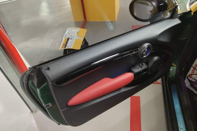 Used MINI MINI 2021 2.0T COOPER S Classic Edition