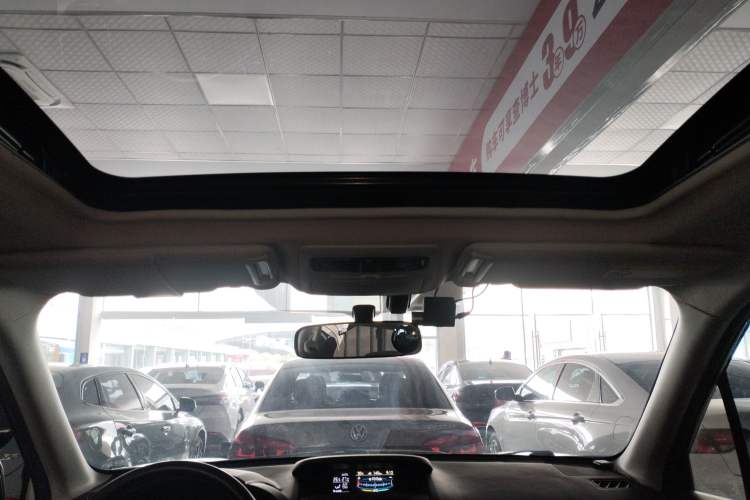 Used Subaru Forester 2016 2.5i Luxury Navigation Edition
