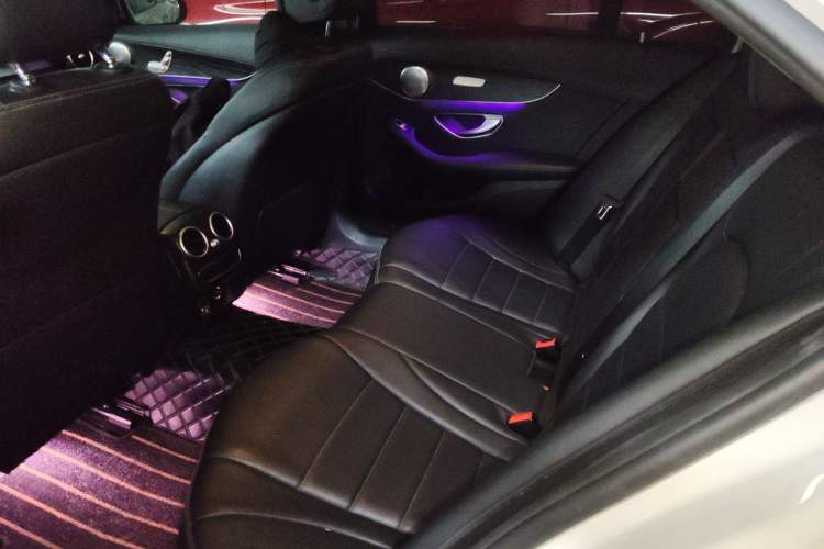 Used Mercedes-Benz C-Class 2021 C 200 L Fashion Edition Sport Version Left Rear Seat