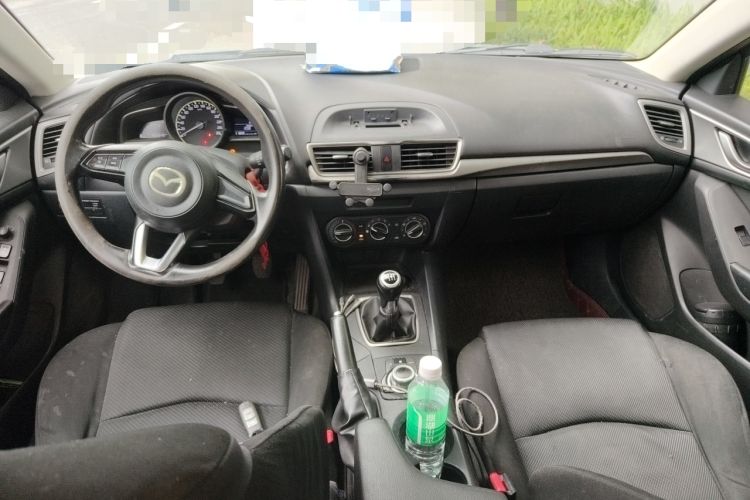 Used Mazda Mazda 3 Axela 2017 Sedan 1.5L Manual Comfort Model Emission Standard China V
