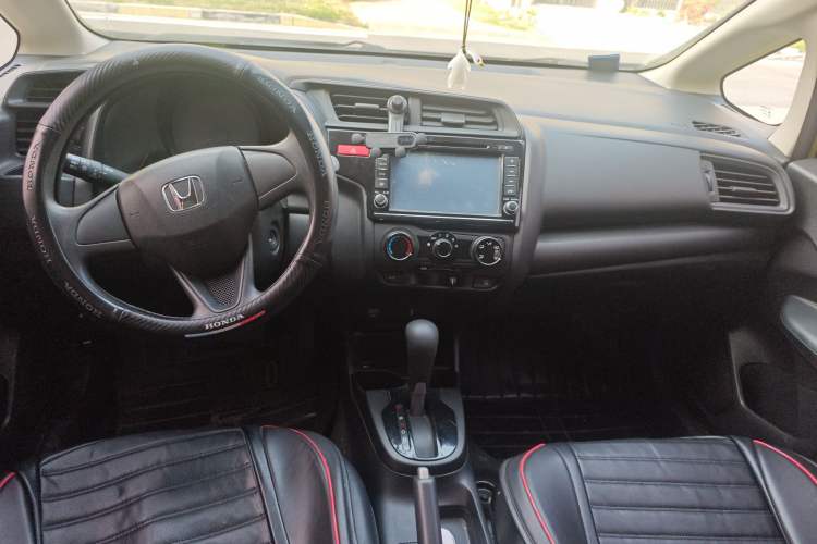 Used Honda Fit 2014 1.5L LX CVT Comfort Model
