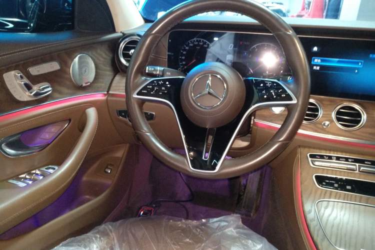 Used Mercedes-Benz E-Class 2023 Updated E 300 L Luxury Edition
