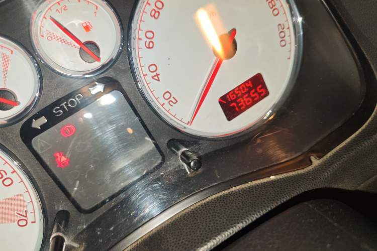 Used Peugeot 307 2010 Sedan 1.6L Manual Comfort Edition Odometer Close Up