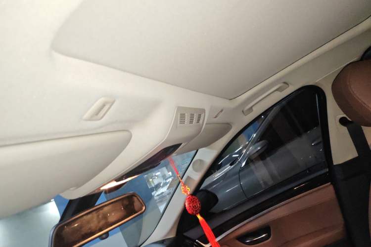 Used BMW 5 Series 2017 525Li Leading Model